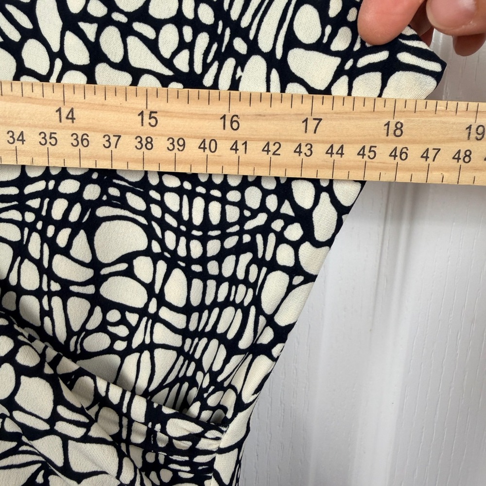 Jones New York Dress Women's 12 Black White Faux Wrap Sleeveless Abstract Print - Picture 5 of 6